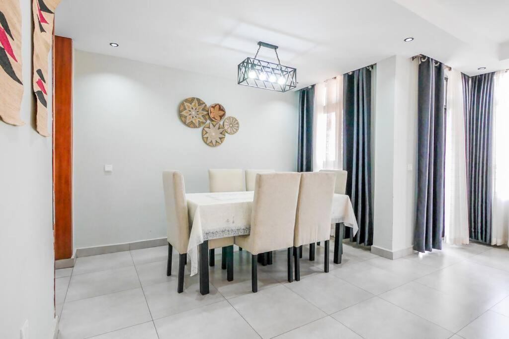 Ultra Modern Apartment In Nyarutarama Кигали Экстерьер фото